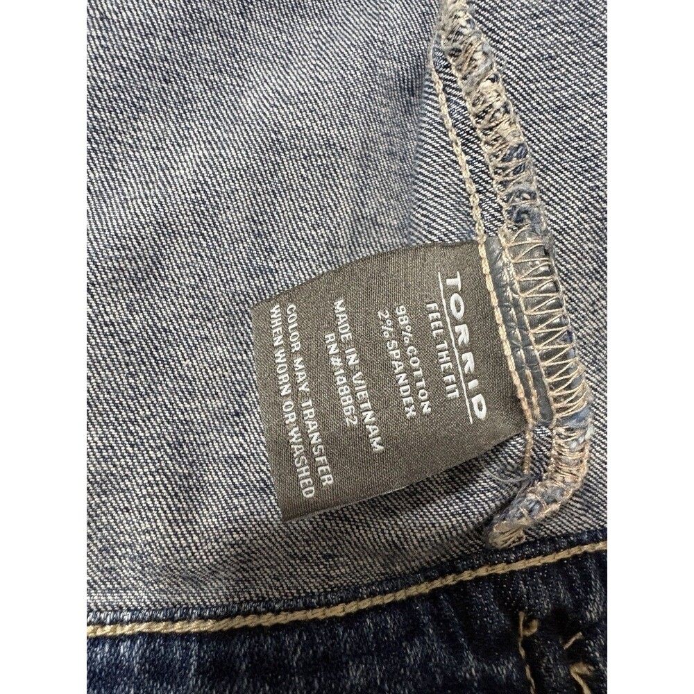 Torrid Denim Jacket Size 1 - Picture 15 of 16